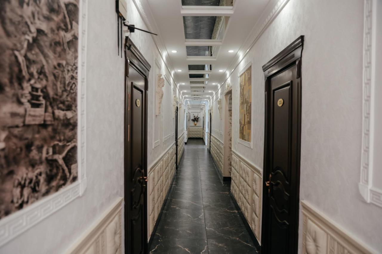 Grand Hotel Μπισκέκ Εξωτερικό φωτογραφία